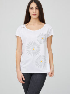 womens_back-slit_rosettes_white_front_inspira