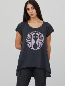 womens_tunic_octopus_charcoal-grey_front_inspira