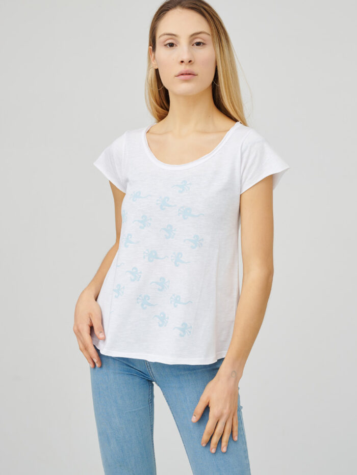 womens_u-neck_lillies_white_front_inspira