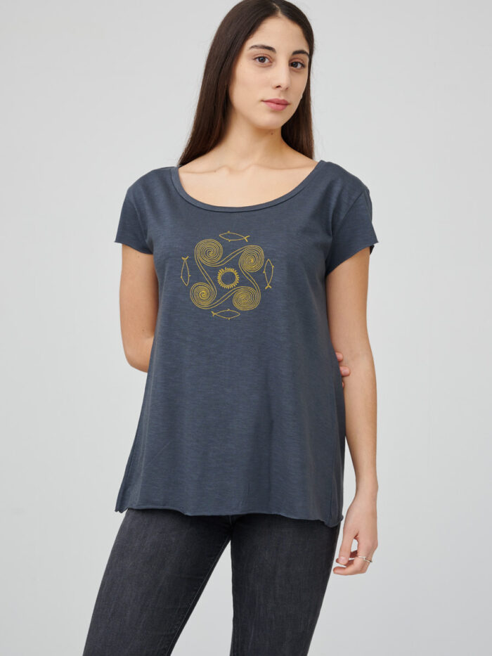 womens_back-slit_eternal-spiral_charcoal-grey_front_inspira