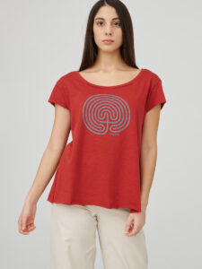 womens_back-slit_inspira_firebrick-red_front_inspira