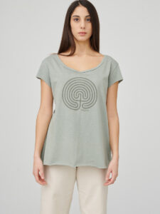 womens_back-slit_inspira_light-green_front_inspira