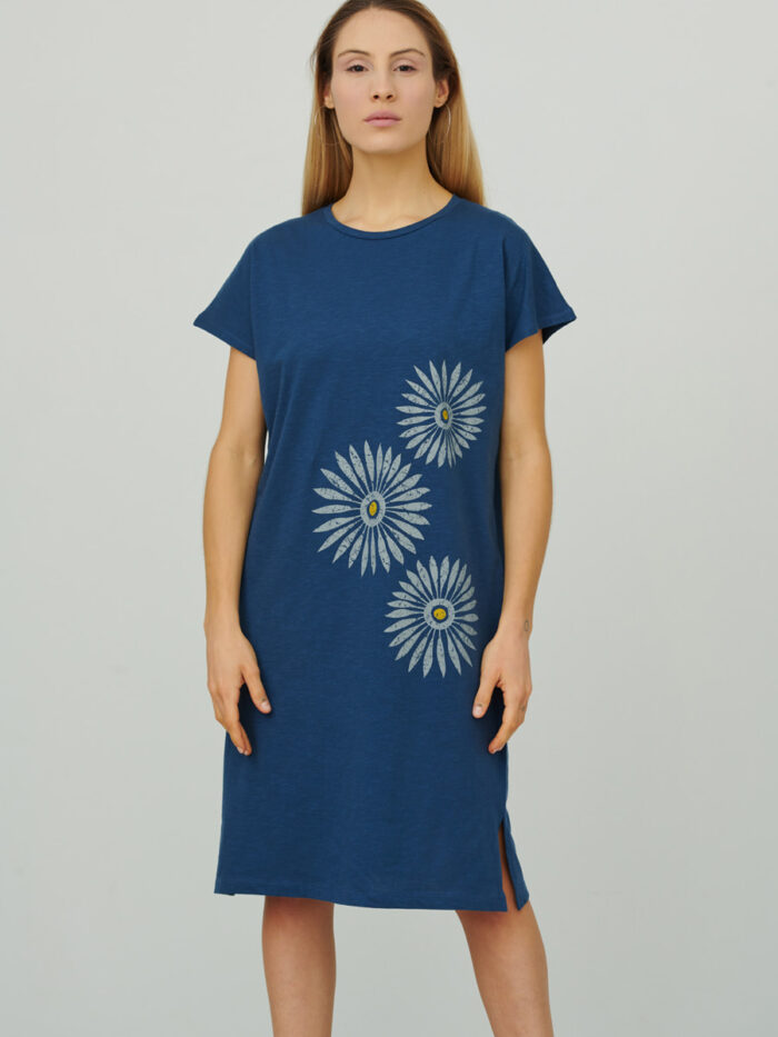 womens_loose-cap-sleeve-short-dress_rosettes_indigo_front_inspira