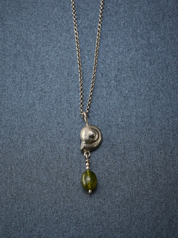 vessonite_tritia_necklace